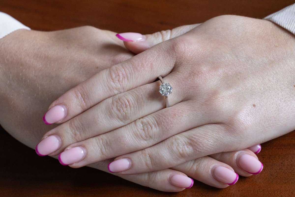 Bague solitaire contemporaine majestueuse avec diamant H/SI2 de 1,28 ct-photo-4