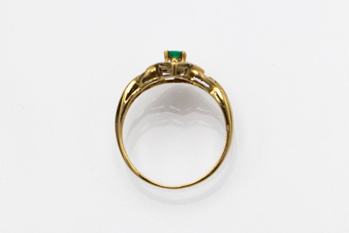 Vintage Gold Ring With Emerald And Diamonds.-photo-3