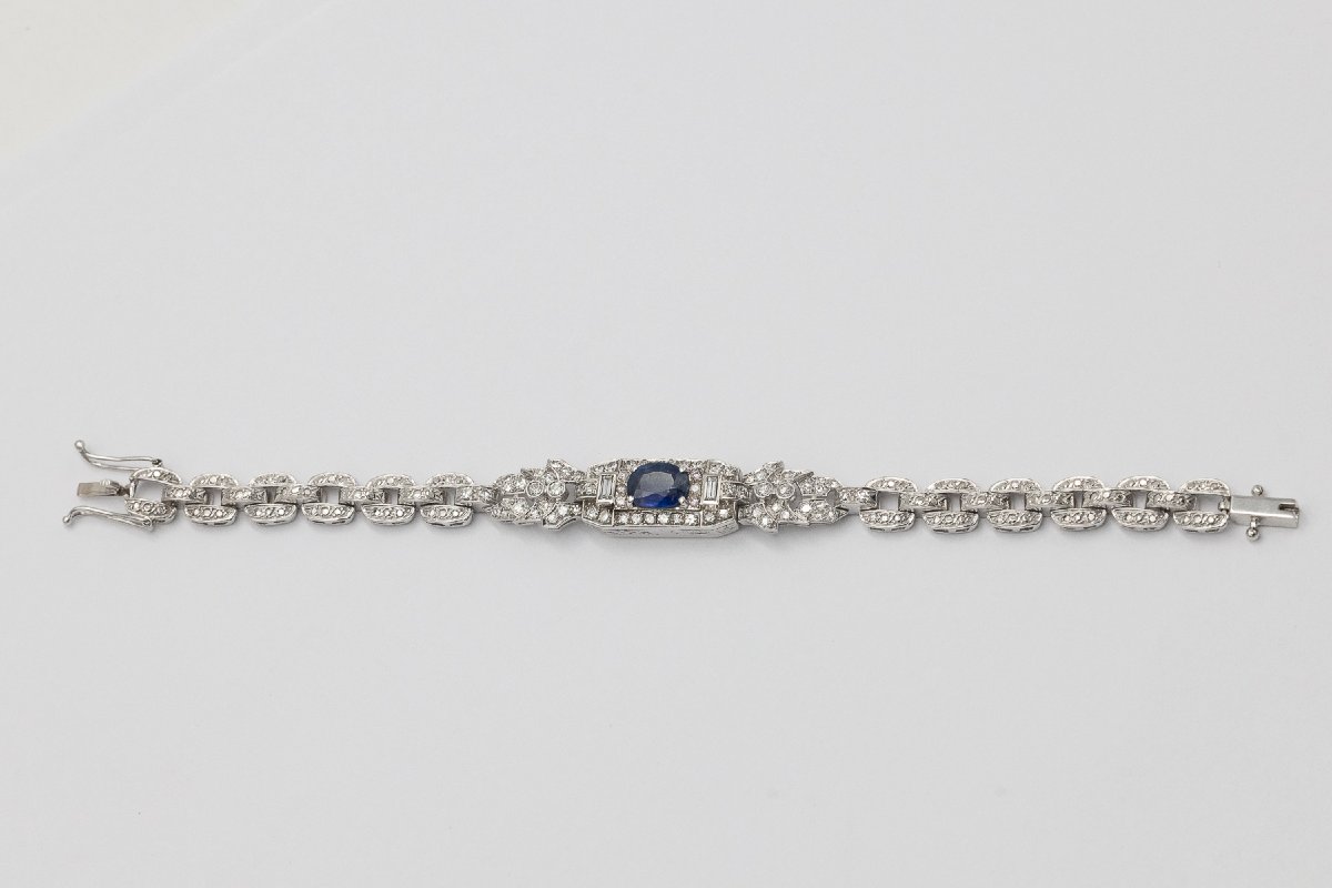 Exclusive White Gold Bracelet With Sapphire And Diamonds In Art Deco Style.-photo-4
