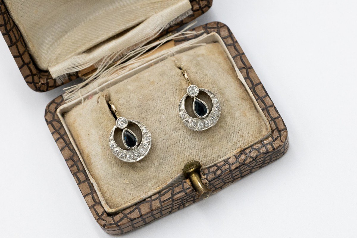 Boucles d'oreilles pendantes uniques avec saphirs et diamants, Pest, Autriche-Hongrie, 1910s-photo-2