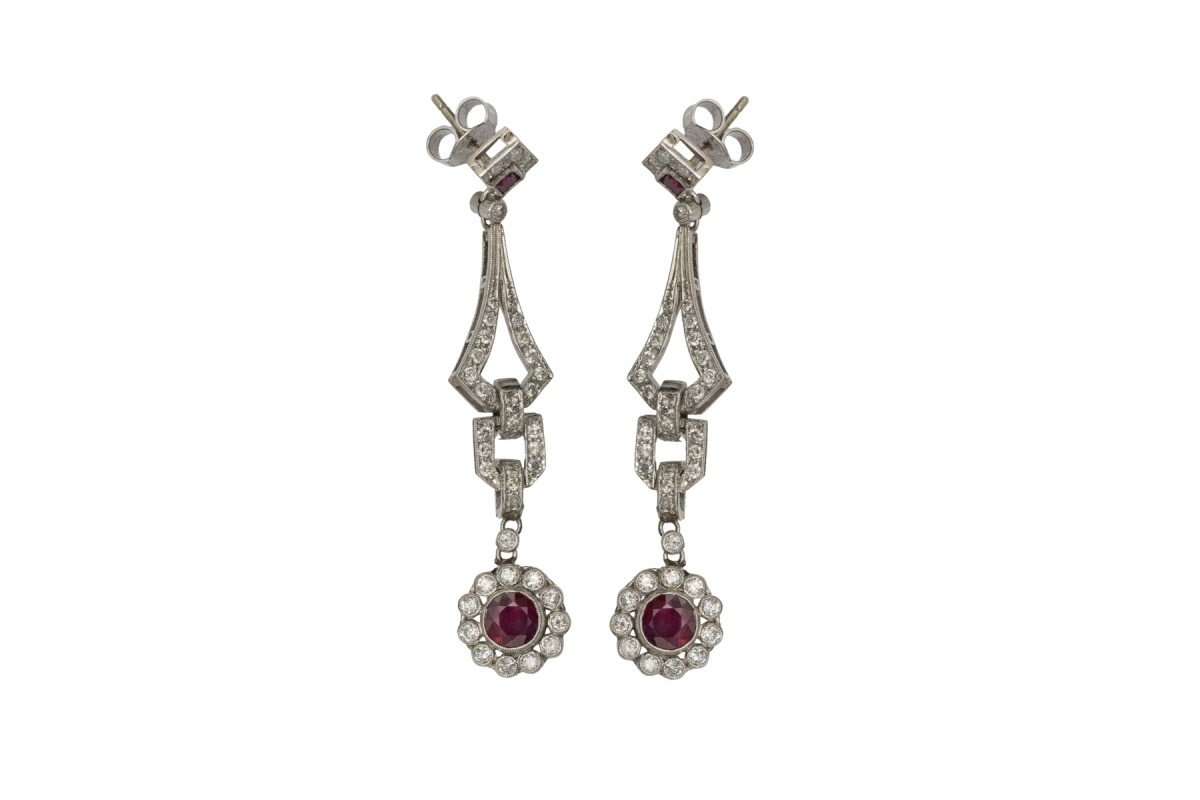 Boucles d'oreilles longues Art Déco en platine avec rubis et diamants 1,60 ct-photo-2
