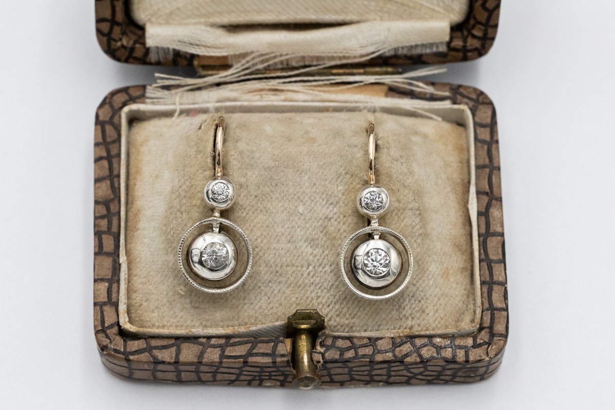 Early 20th Century Viennese Drop Earrings With White Sapphires