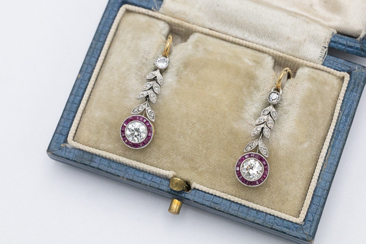Boucles d'oreilles anciennes en or et platine avec diamants et rubis synthétiques, Pays-Bas, pr-photo-3