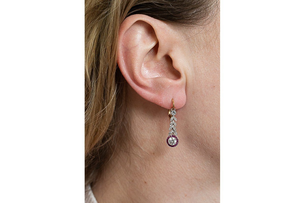 Boucles d'oreilles anciennes en or et platine avec diamants et rubis synthétiques, Pays-Bas, pr-photo-1