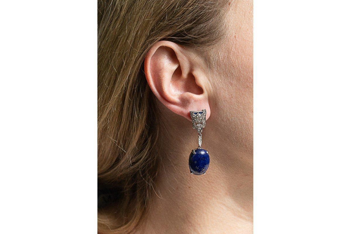 Boucles d'oreilles pendantes Art déco en platine avec lapis-lazuli et diamants-photo-4