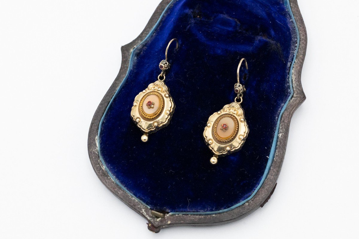 Boucles d'oreilles pendantes en or et en argent de style Biedermeier.-photo-4