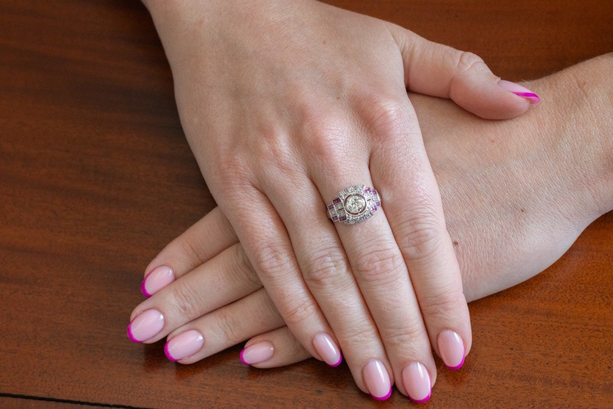 Geometric Art Deco Ring In Diamond And Ruby-photo-4