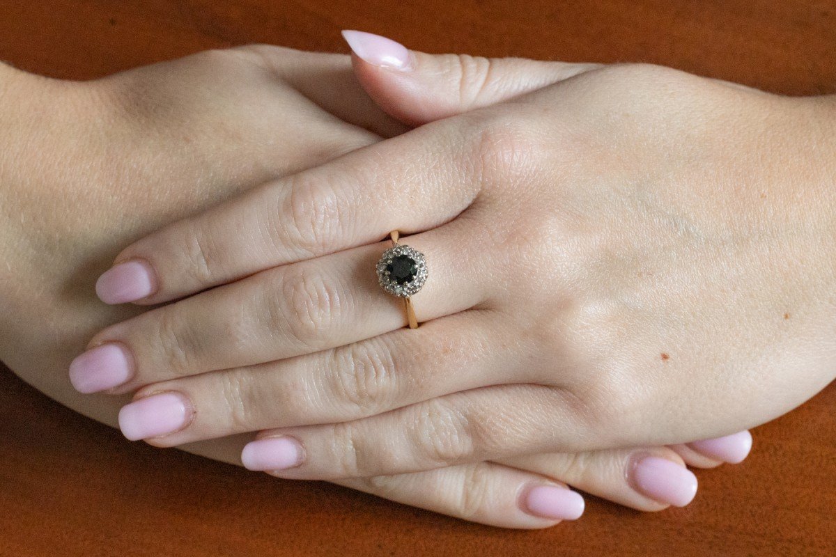 Classic Gold Ring With Round Sapphire And Diamonds, United Kingdom, London, 1960s.-photo-4