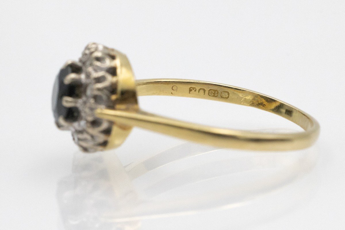 Classic Gold Ring With Round Sapphire And Diamonds, United Kingdom, London, 1960s.-photo-2
