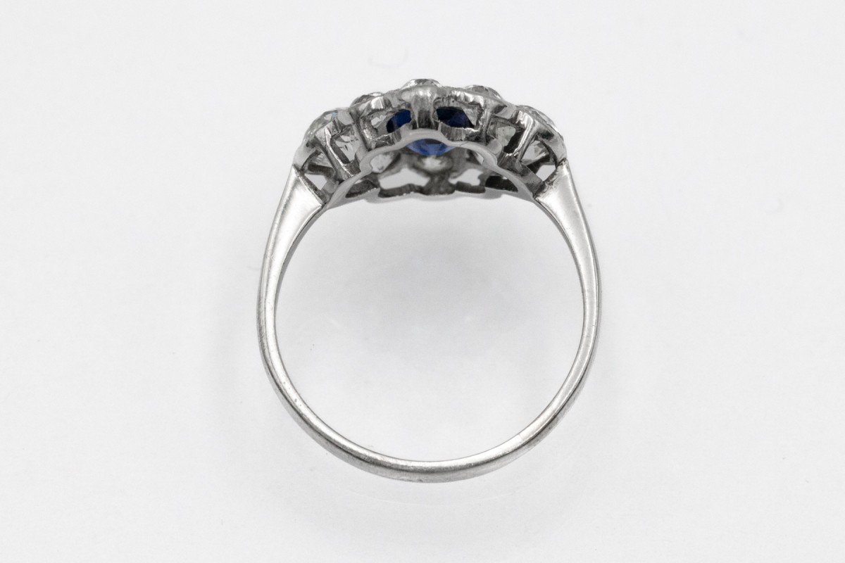 Exclusive Antique Ring Adorned With Sapphires And Diamonds, First Half Of The 20th Century-photo-1