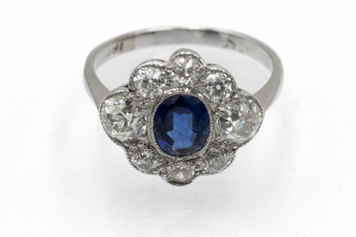 Exclusive Antique Ring Adorned With Sapphires And Diamonds, First Half Of The 20th Century-photo-5