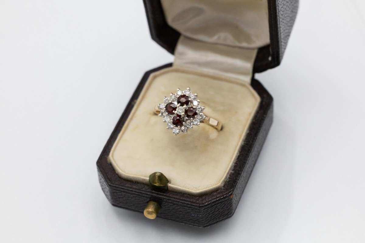 Bague ornée de grenats et de diamants, Grande-Bretagne, Londres, seconde moitié du XXe siècle.-photo-2