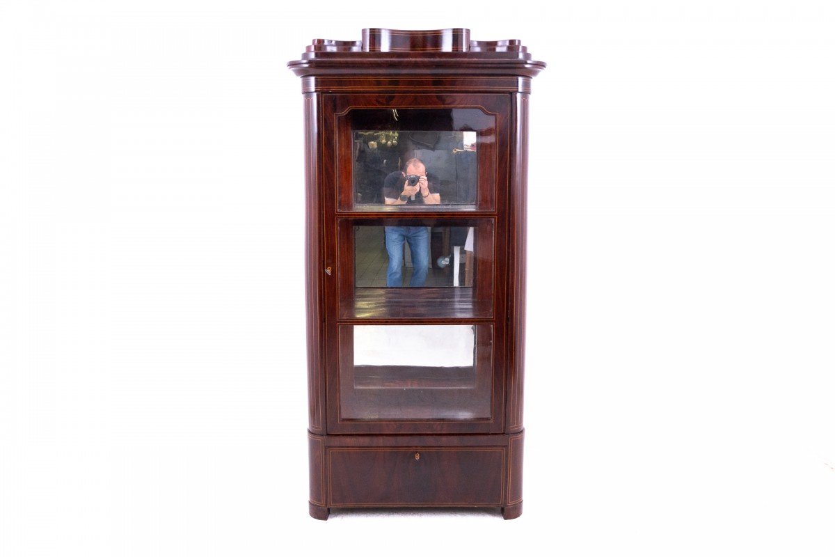 Vitrine Biedermeier unique, Europe du Nord, vers 1870.