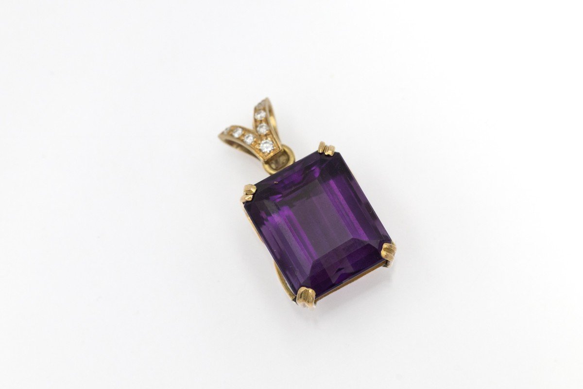 Vintage Gold Pendant Set With Amethysts And Diamonds.-photo-2