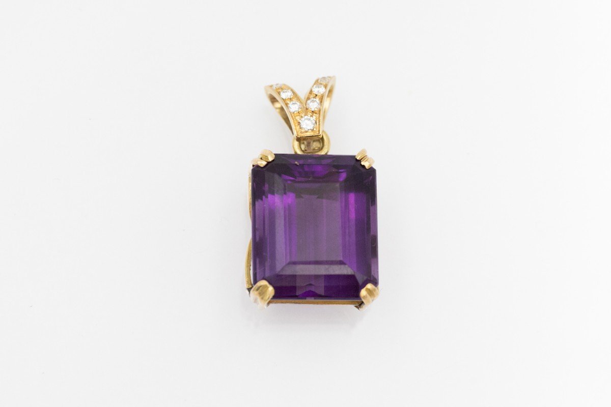Vintage Gold Pendant Set With Amethysts And Diamonds.-photo-1