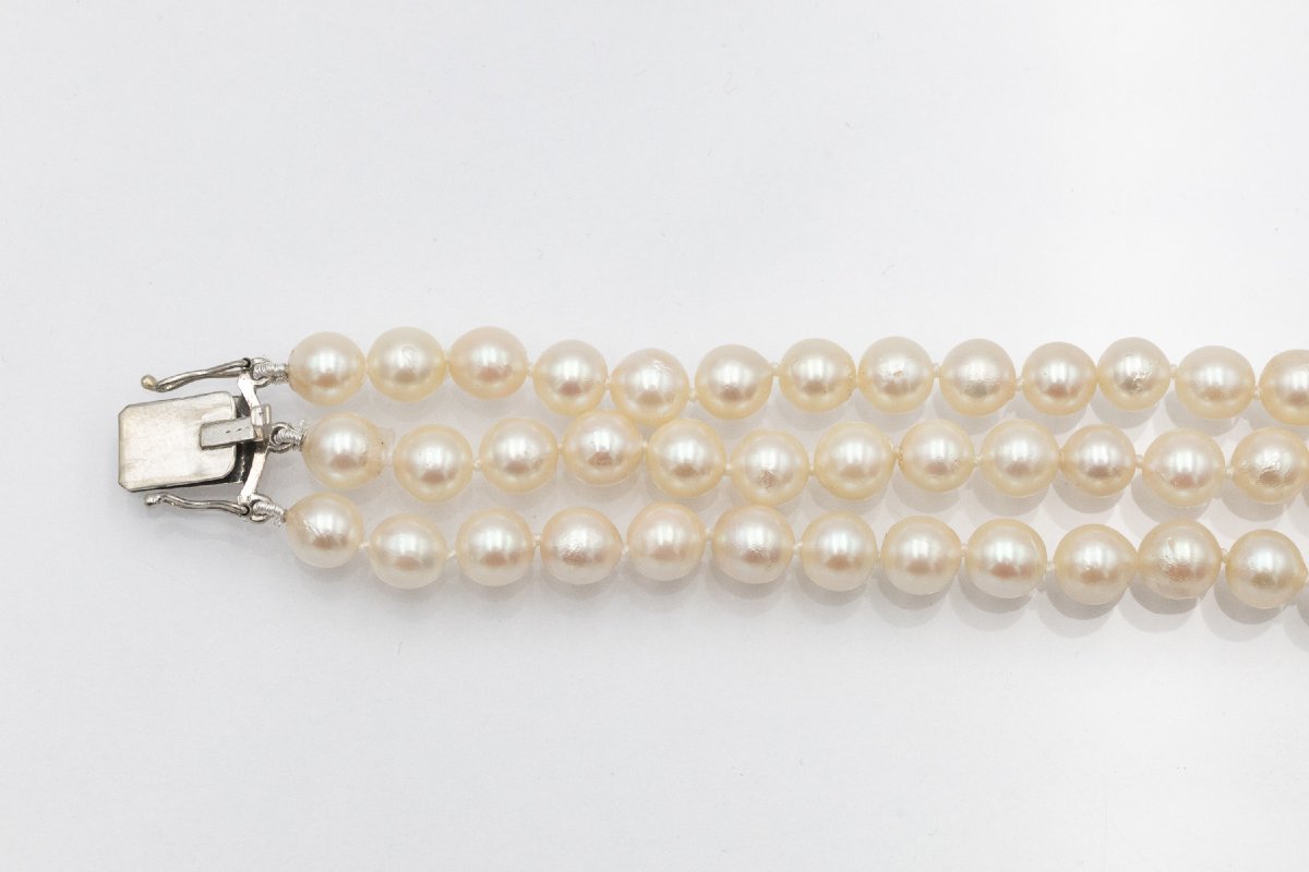 Bracelet de perles avec fermoir en or et saphirs-photo-2