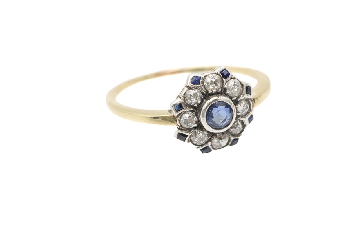 Bague ancienne en or avec saphirs et diamants, Autriche-Hongrie, 1872-1936.-photo-1