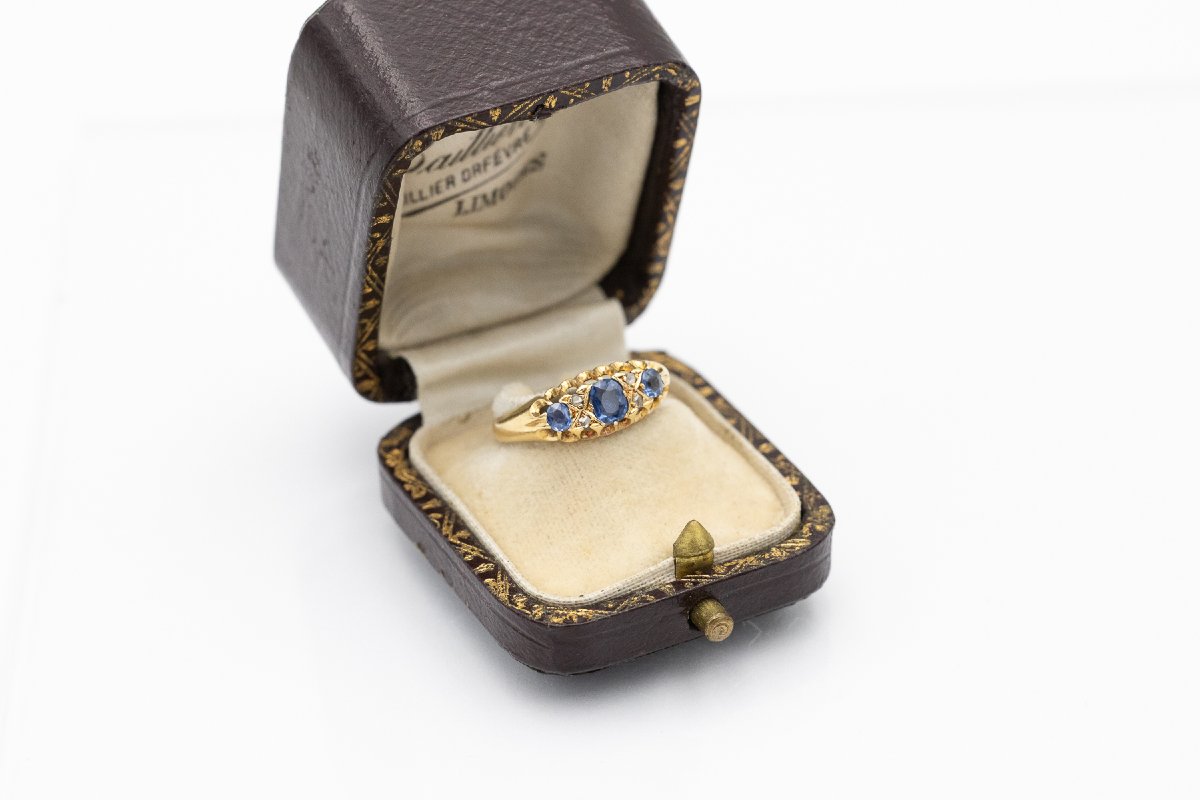 Bague ancienne de style édouardien en or 18 carats, ornée de saphirs et de diamants-photo-3