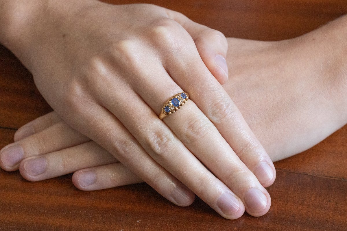 Bague ancienne de style édouardien en or 18 carats, ornée de saphirs et de diamants-photo-1
