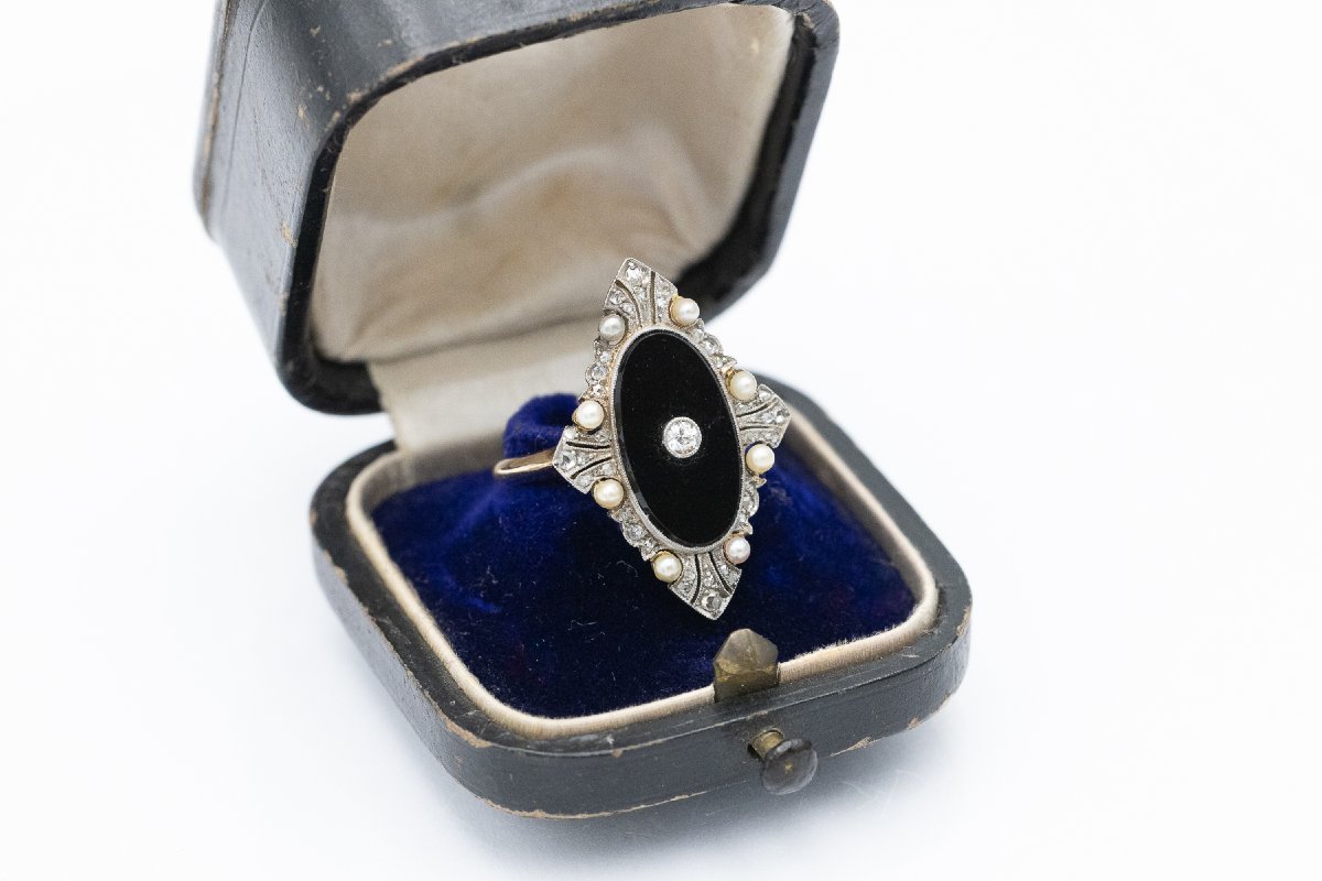 Bague Art déco ornée d’onyx, de diamants et de perles-photo-1