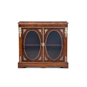 Old Showcase - A Dresser From The End Of The 19th Century.