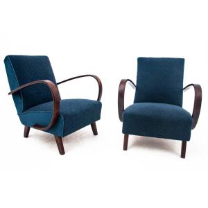 Une Paire De Fauteuils Art Déco, Première Moitié Du XXe Siècle, Conçus Par J. Halabala, 