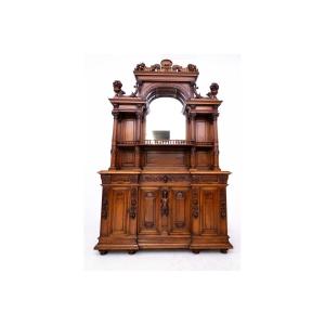 Buffet Figuratif En Noyer, France, Vers 1880.
