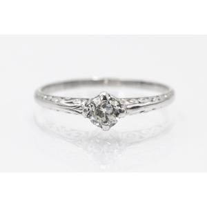 Bague en or blanc avec diamant taille ancienne 0,25 ct.