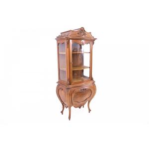 Vitrine unique, France, vers 1910.