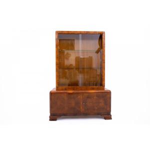 Polish Art Deco Display Cabinet, Circa 1930.