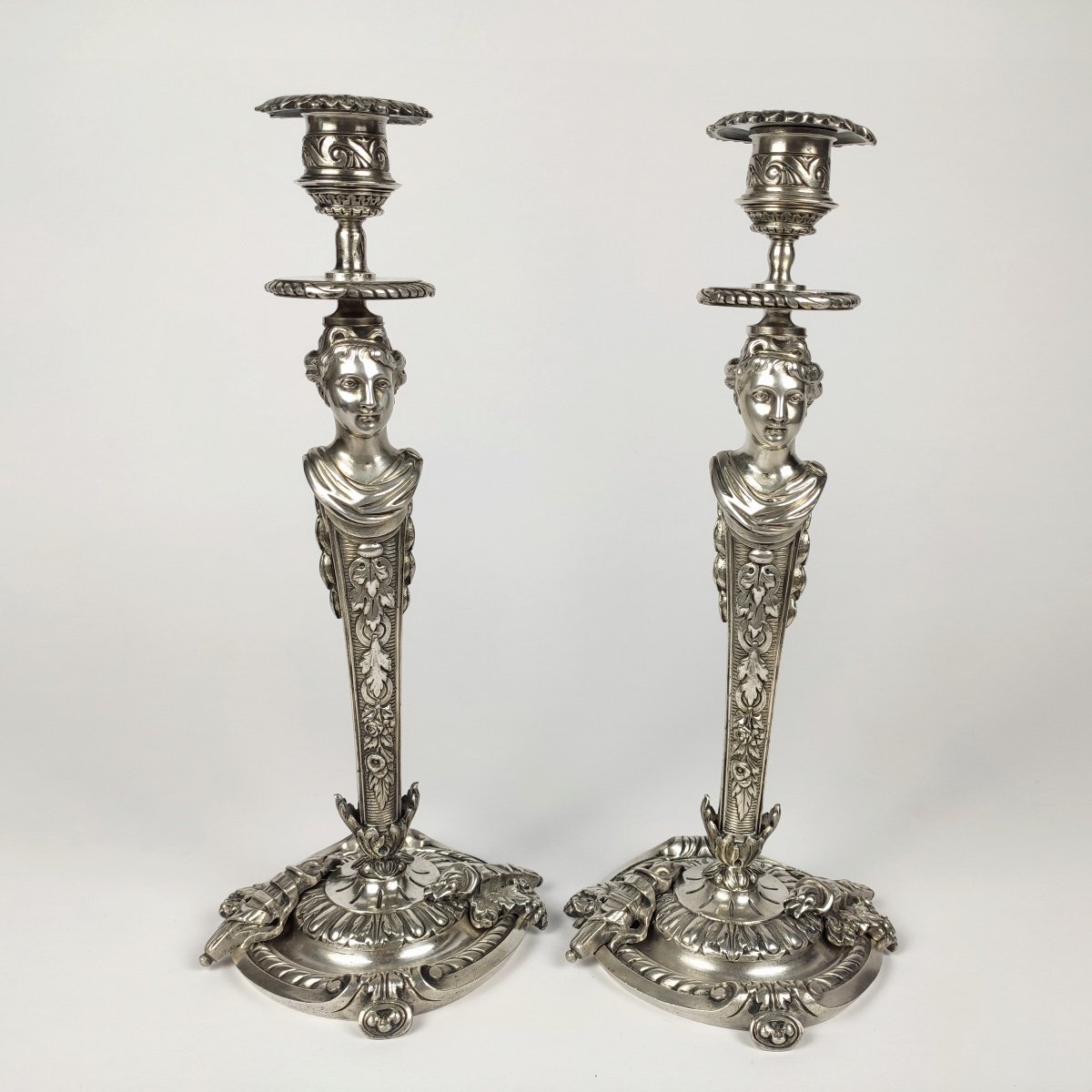 Superb Pair Of Candlesticks In Silvered Bronze, Women In Terms, Antique Style. Nineteenth Century.-photo-2