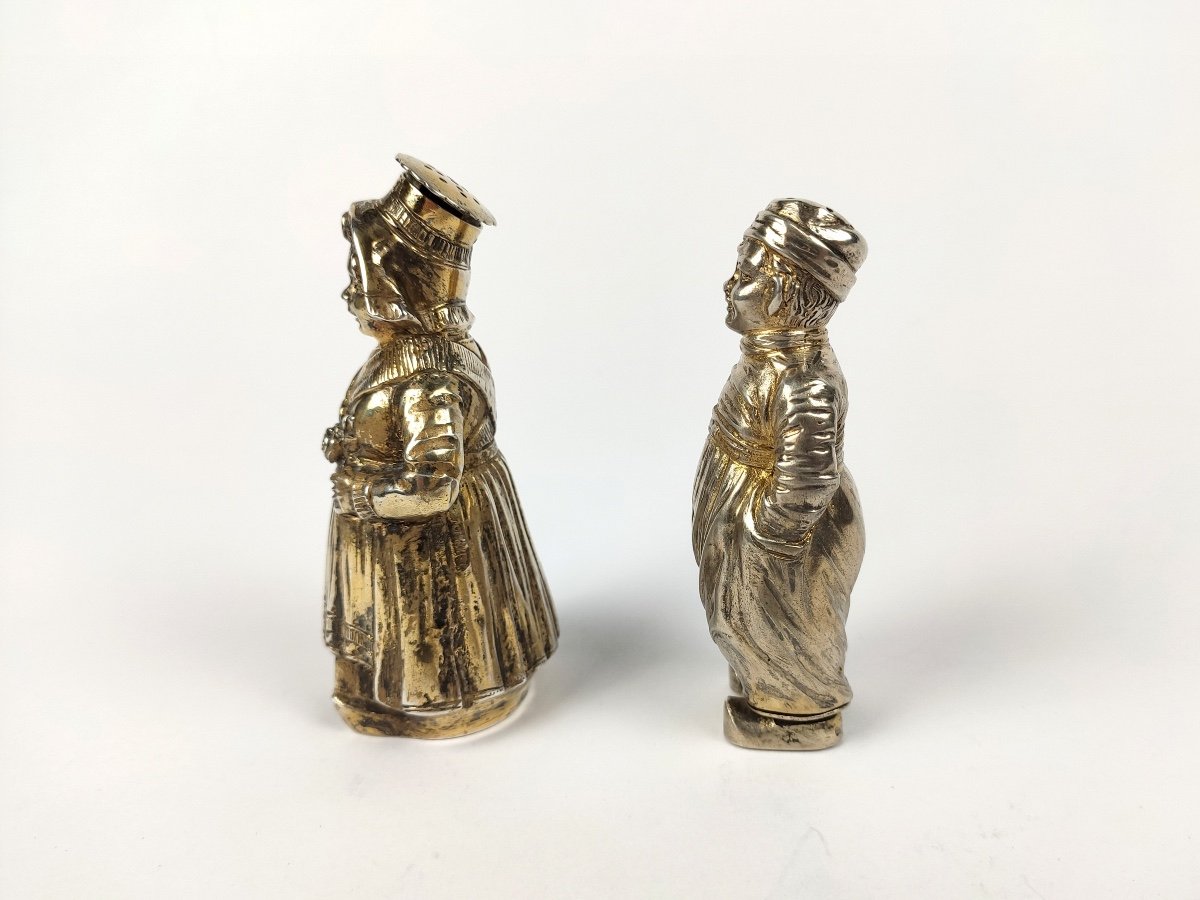 Charming Pair Of Salt / Pepper Shakers In Anthropomorphic Sterling Silver. -photo-2