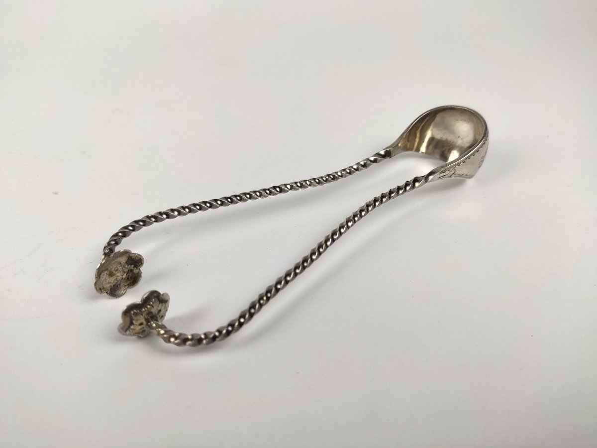 Jl Hardy: Exceptional Olive Tongs In Sterling Silver From The Empire Period. Early 19th Century. 