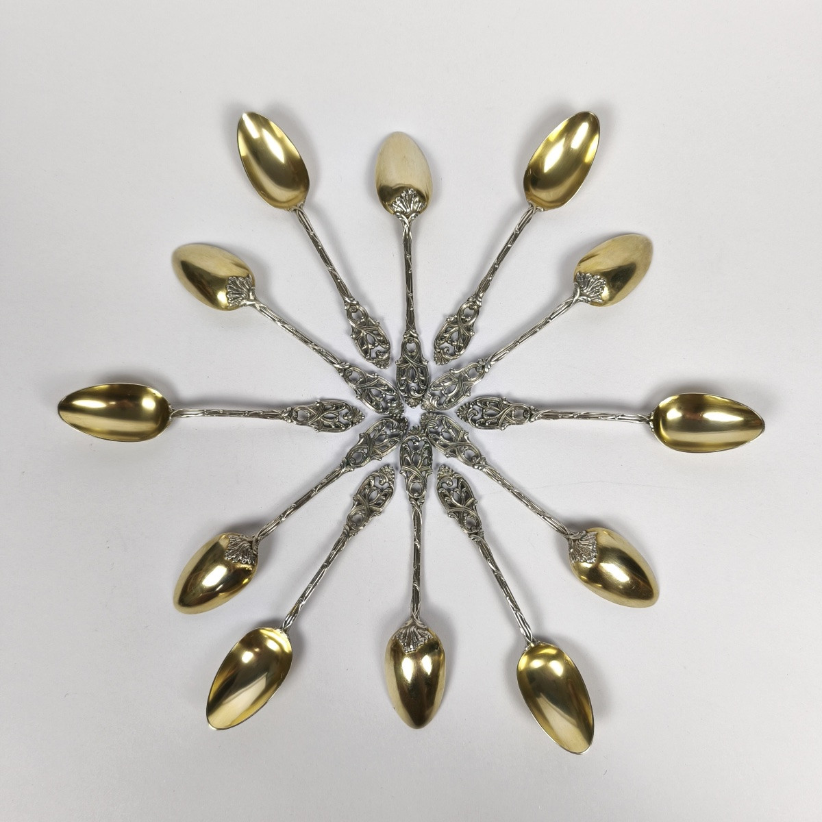 Alphonse Debain: 12 Art Nouveau Spoons In Openwork Sterling Silver & Vermeil, Pierced Spatula.-photo-7