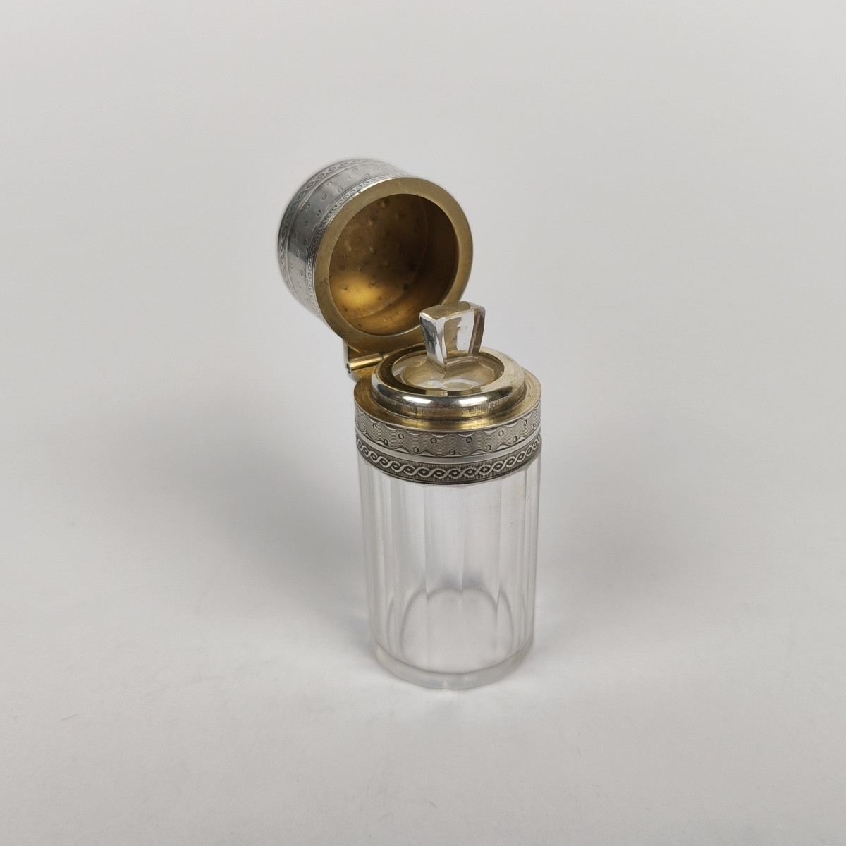 Large Salt Or Perfume Bottle In Crystal, Sterling Silver & Green Stone (emerald?) France, 19th Century-photo-2