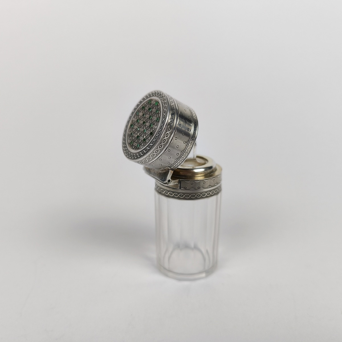Large Salt Or Perfume Bottle In Crystal, Sterling Silver & Green Stone (emerald?) France, 19th Century-photo-8