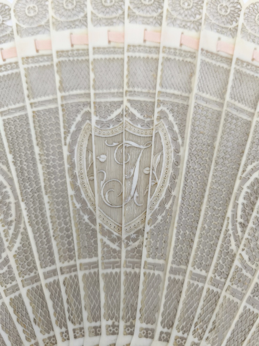 Superb Openwork And Carved Cantonese Fan. Early 19th Century, China. Asia. Chinese Fan. -photo-4