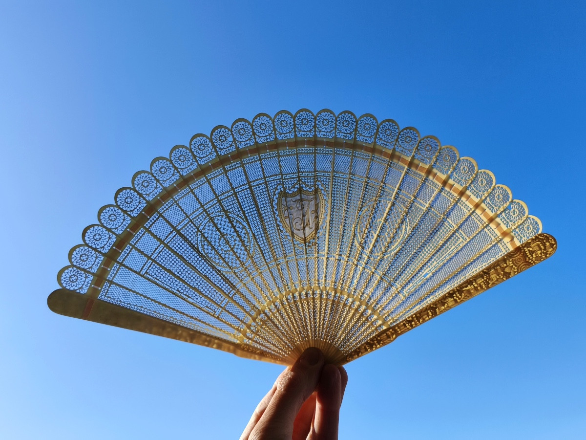 Superb Openwork And Carved Cantonese Fan. Early 19th Century, China. Asia. Chinese Fan. 