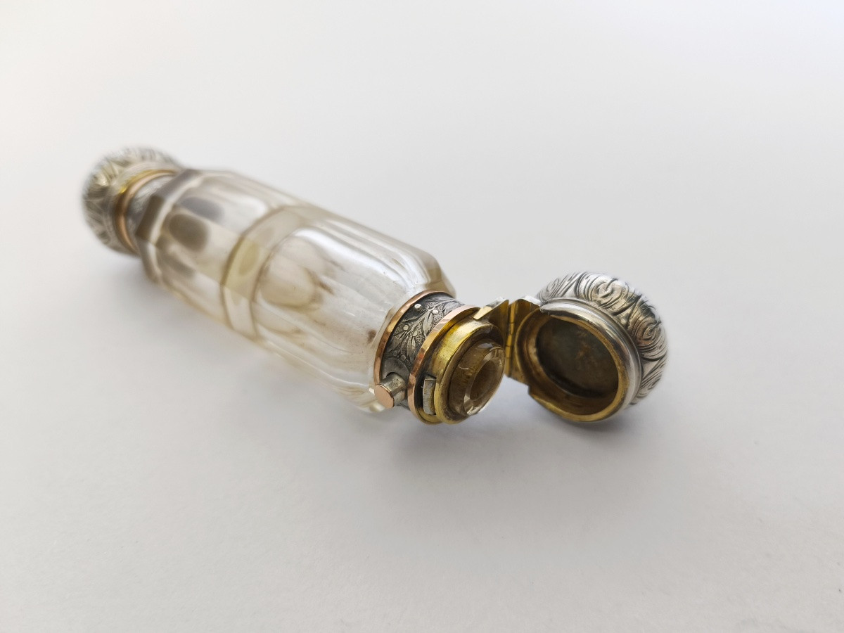 Double Salt And Perfume Bottle In Gold, Sterling Silver, Glass And Sterling Silver Vermeil. France 19th Century-photo-2
