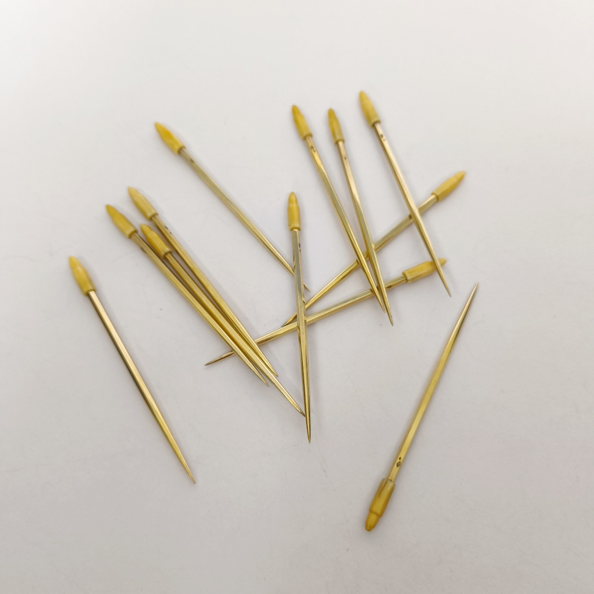 Cardeilhac: Twelve Silver-gilt Cocktail Or Aperitif Picks, Art Deco. Picks, Picks, Picks.-photo-4
