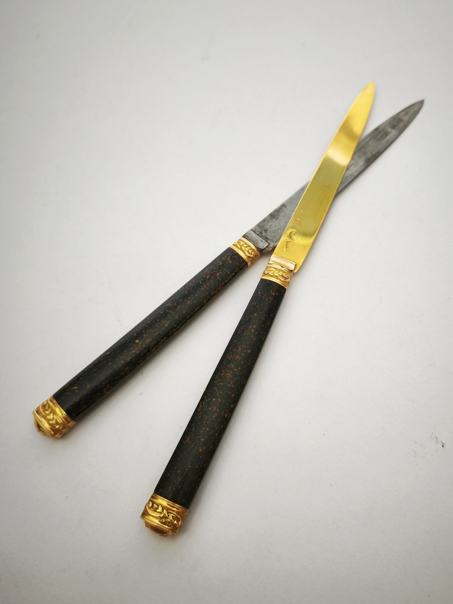 Defaye : paire de couteaux de voyages XVIIIe en or, acier & composition. Louis XVI. Couteau 18e-photo-7