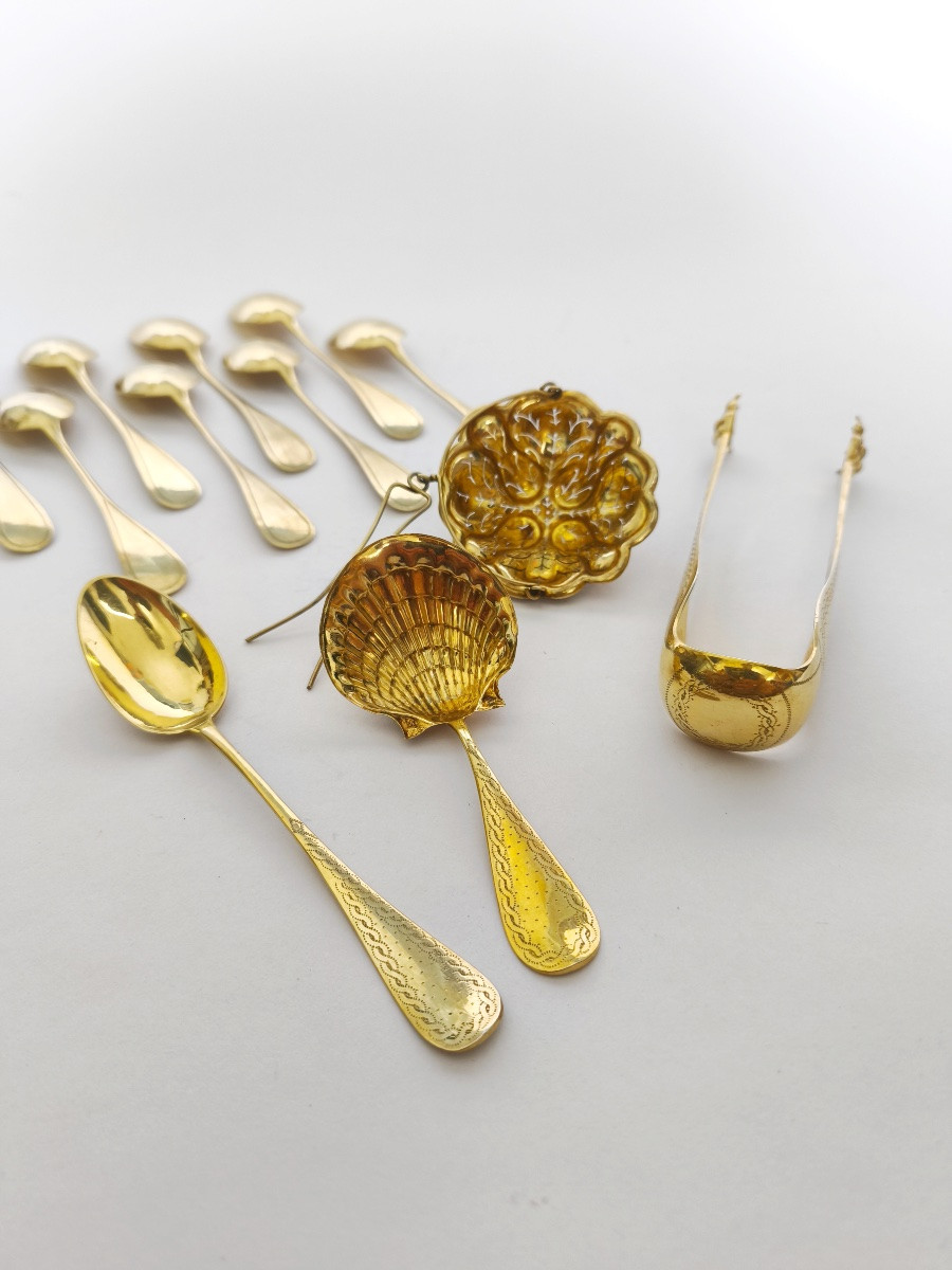 Queill&eacute; : Coffret n&eacute;cessaire &agrave; th&eacute; en argent massif vermeil en &eacute;crin, fin XIXe si&egrave;cle. Cuill&egrave;re-photo-2