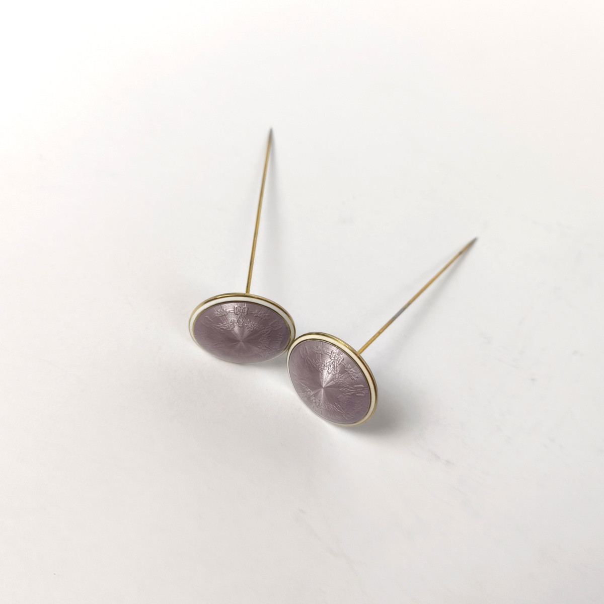 Gaston Bardi&egrave;s : Paire &eacute;pingles &agrave; chapeau en argent massif / vermeil guilloch&eacute; &amp; &eacute;maill&eacute;. C1900-photo-5