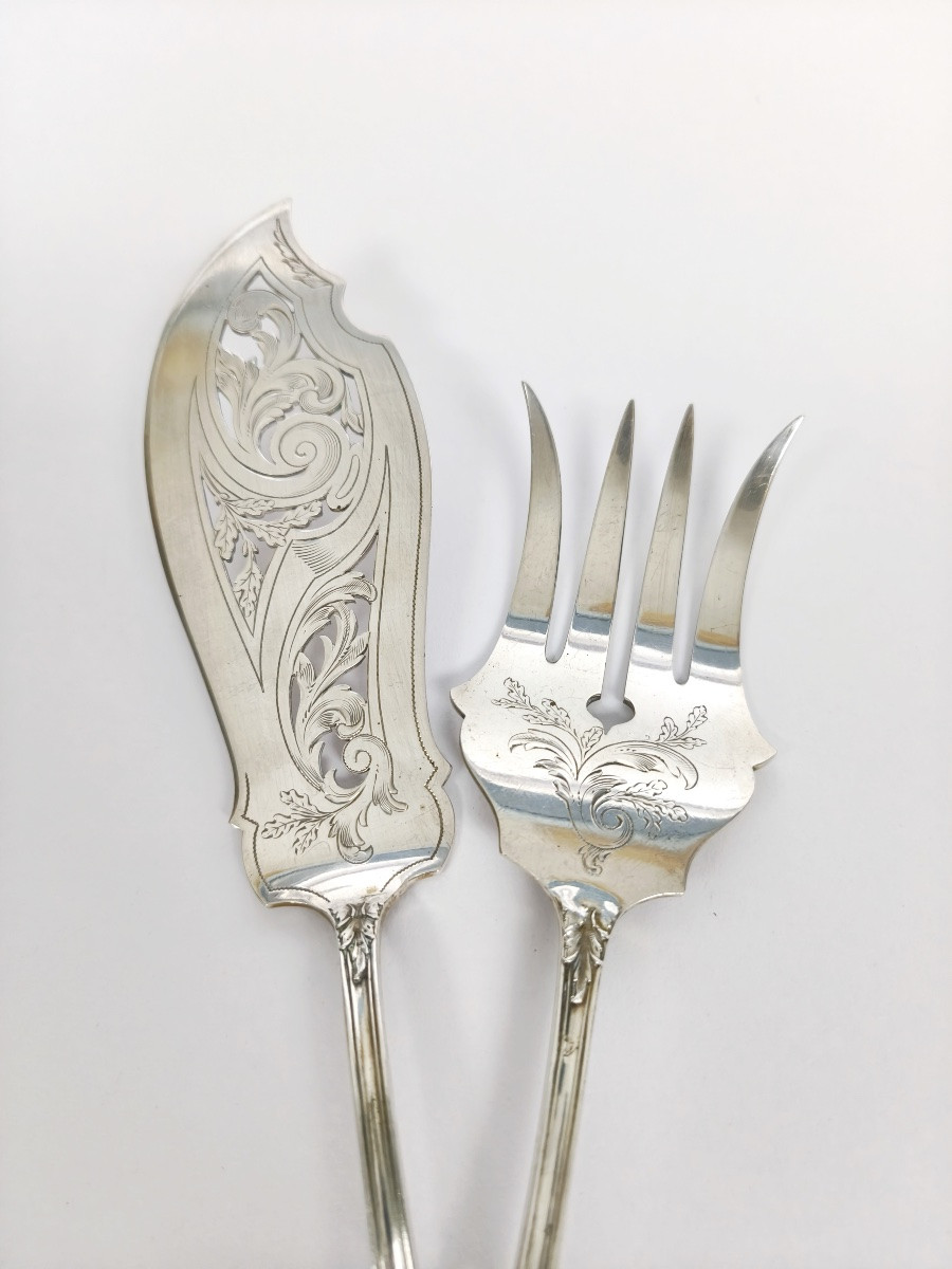 Koch & Bergfeld : couvert de service à poisson en argent massif ajouré de style Louis XV. -photo-3