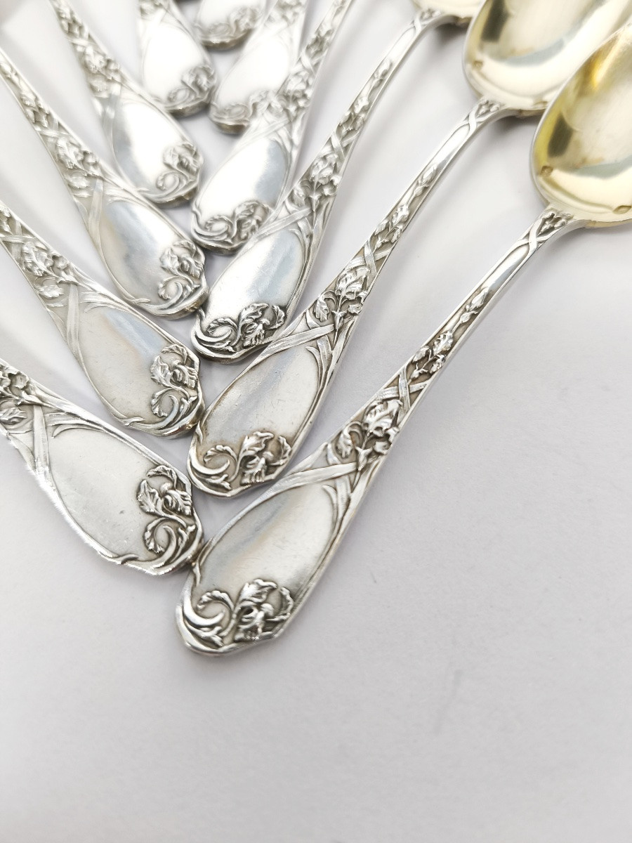 Puiforcat : 12 petites cuill&egrave;res en argent massif, d&eacute;cor Art Nouveau aux iris. C1900-photo-1
