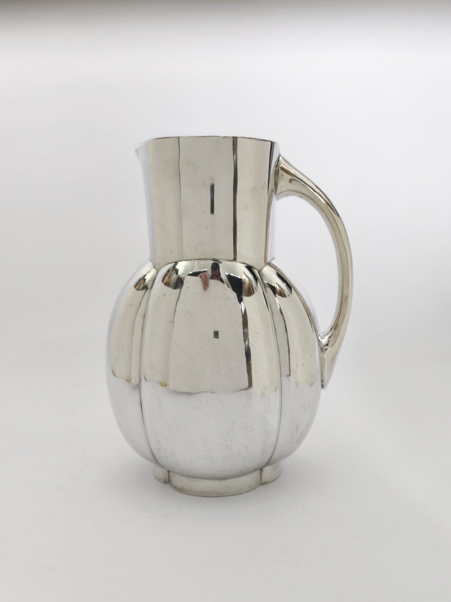 Fjerdingstad pour Gallia / Christofle : pichet / carafe &laquo;&nbsp;Melon&nbsp;&raquo; m&eacute;tal argent&eacute;. Art D&eacute;co c1930-photo-2