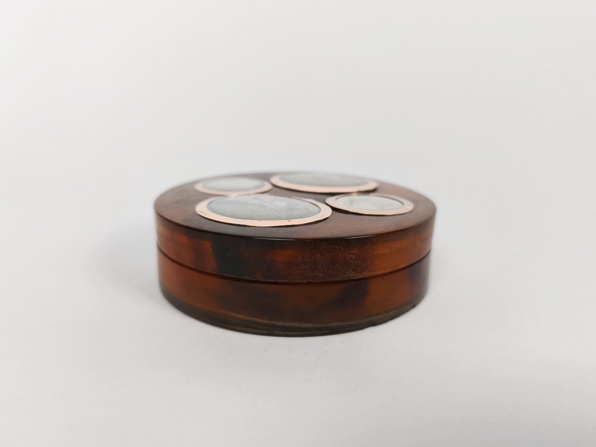 Large Romantic Tortoiseshell Candy Box/snuffbox With 4 Gold-rimmed Miniatures, 18th Century-photo-5