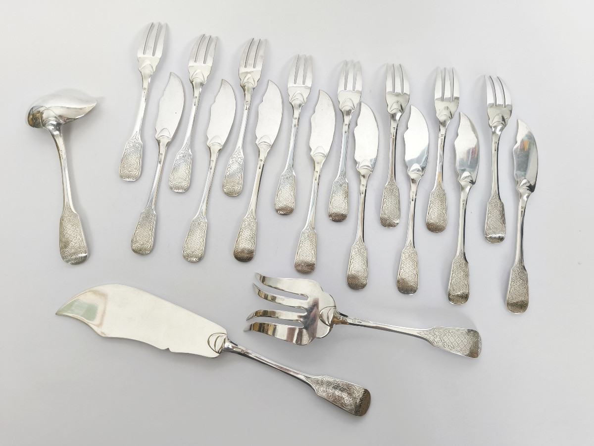 Odiot & Boulenger : service à poisson de huit couverts & pièces de service, de style Régence. -photo-3