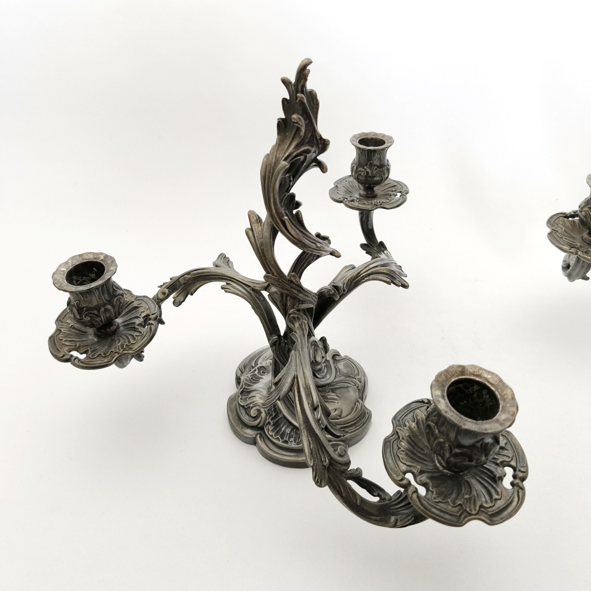 Saglier : paire de candélabres rocaille st. Louis XV mouvementé. XIXe siècle. Flambeau bougeoir-photo-5