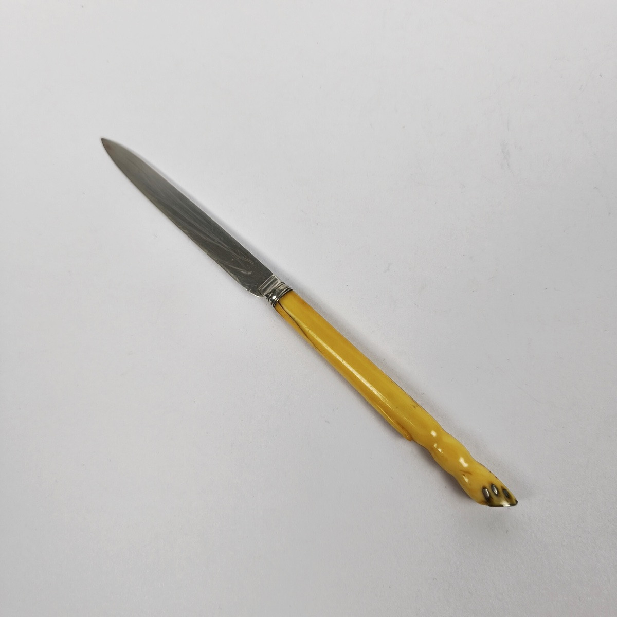 Couteau de cavalier en argent massif du XVIIIe siècle, le manche en forme de patte de cheval. -photo-6